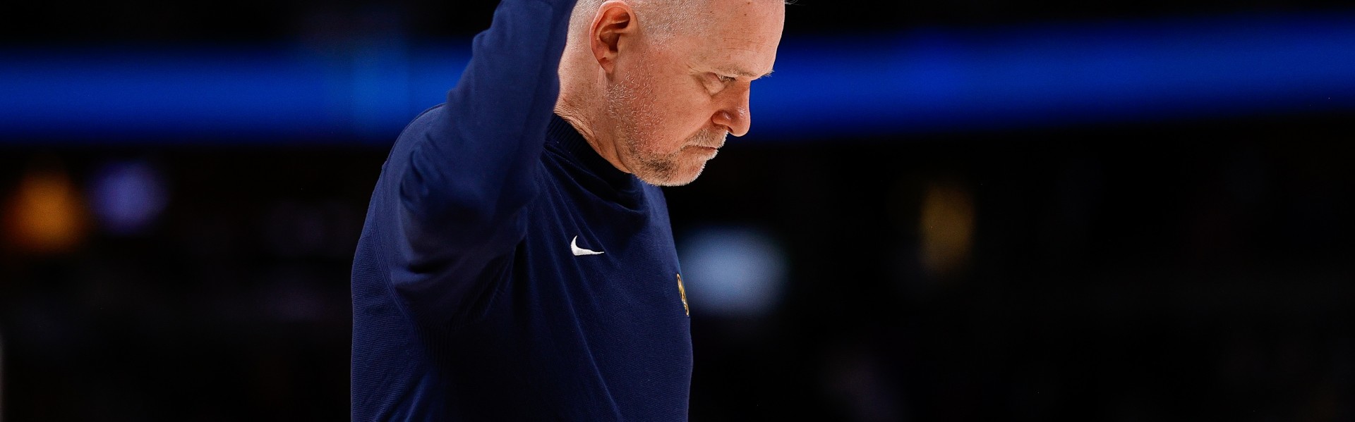 马龙：这场失利并非球员打得不努力 我们被他们快攻击败了