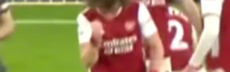 疯狂的足球🤣外网200万观看热帖：这支阿森纳怎么赢足总杯的？