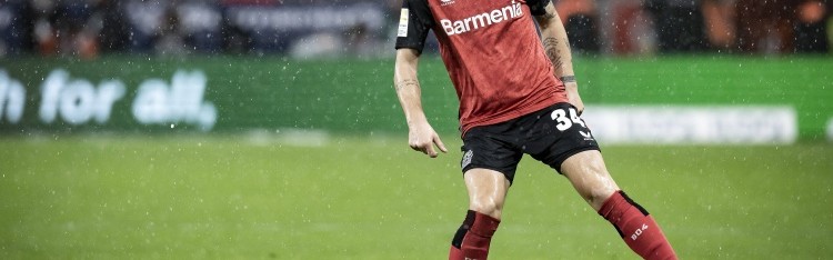 扎卡：与拜仁差8分其实只是3场比赛的事 不败夺冠的赛季无法复制